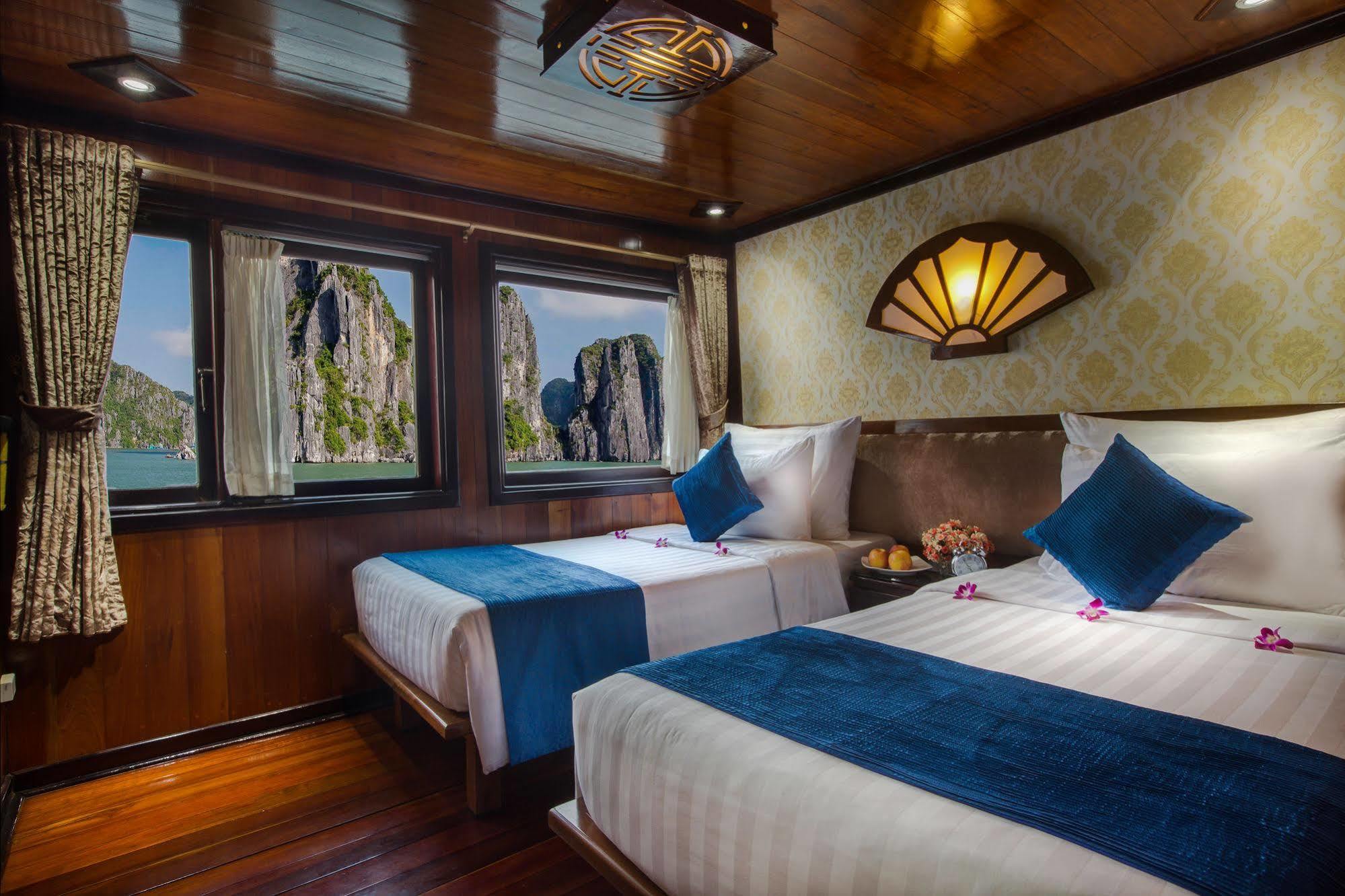 Flamingo Luxury Cruises Hotell Ha Long Exteriör bild