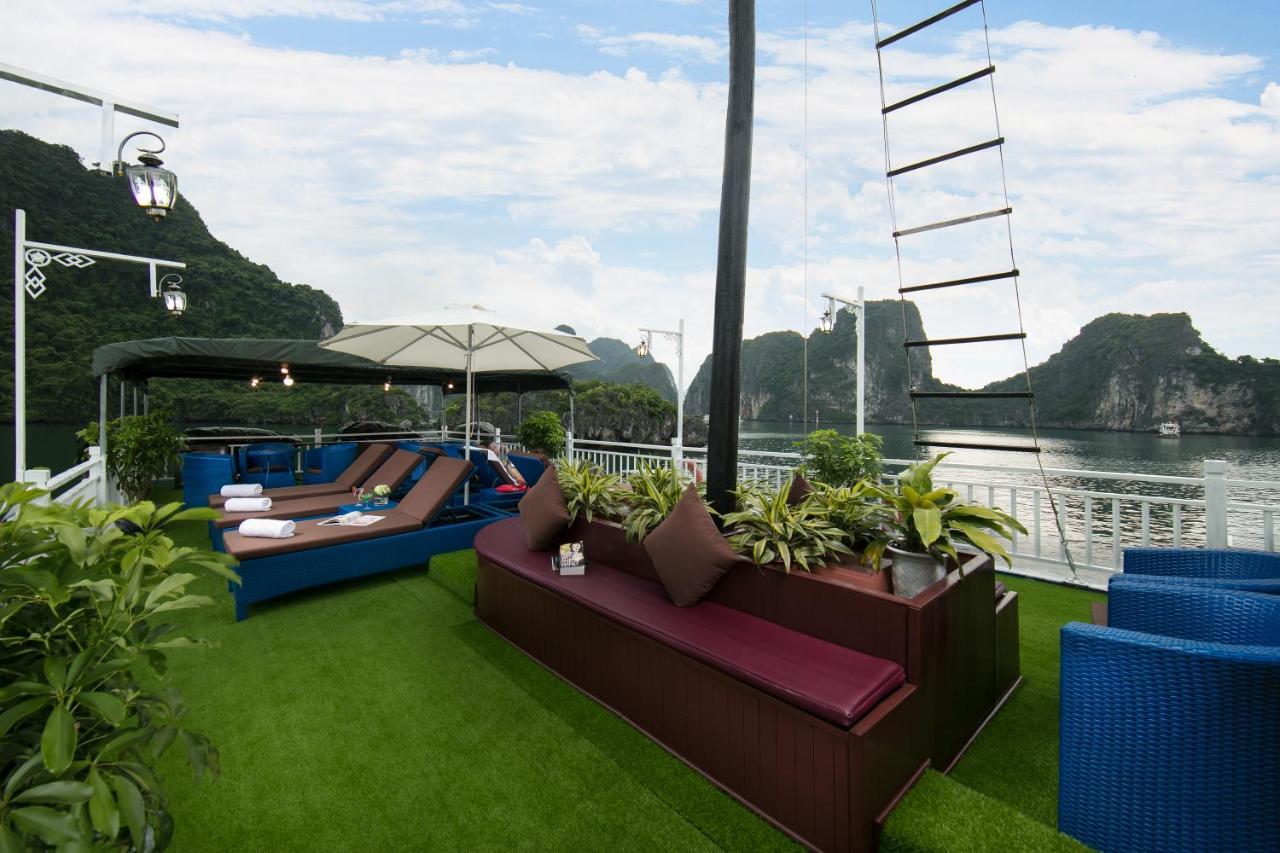 Flamingo Luxury Cruises Hotell Ha Long Exteriör bild