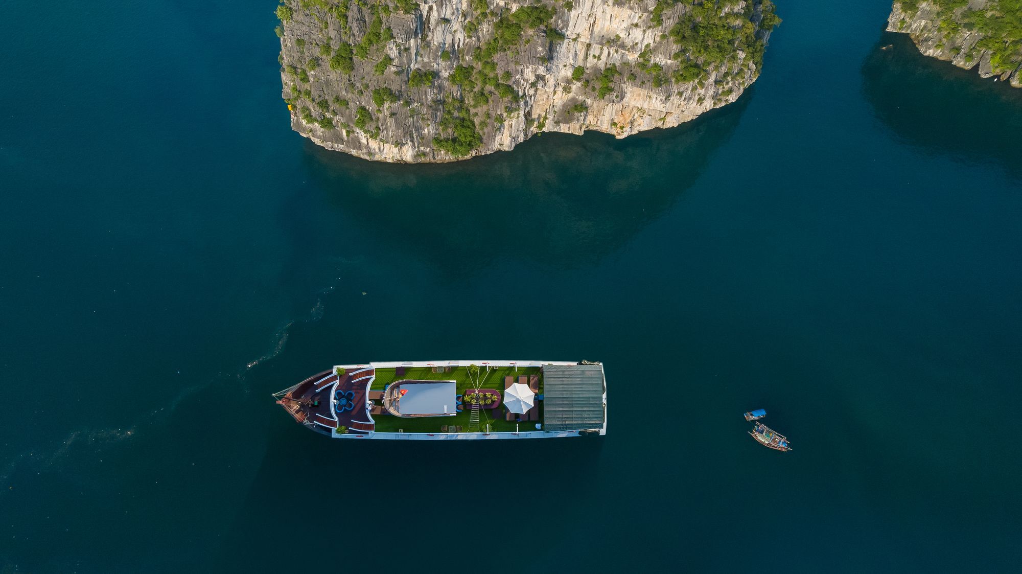 Flamingo Luxury Cruises Hotell Ha Long Exteriör bild